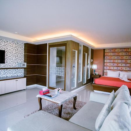 Kwan Ruen Park Hotel Nakhon Ratchasima Exterior photo