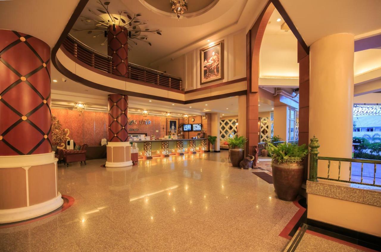 Kwan Ruen Park Hotel Nakhon Ratchasima Exterior photo