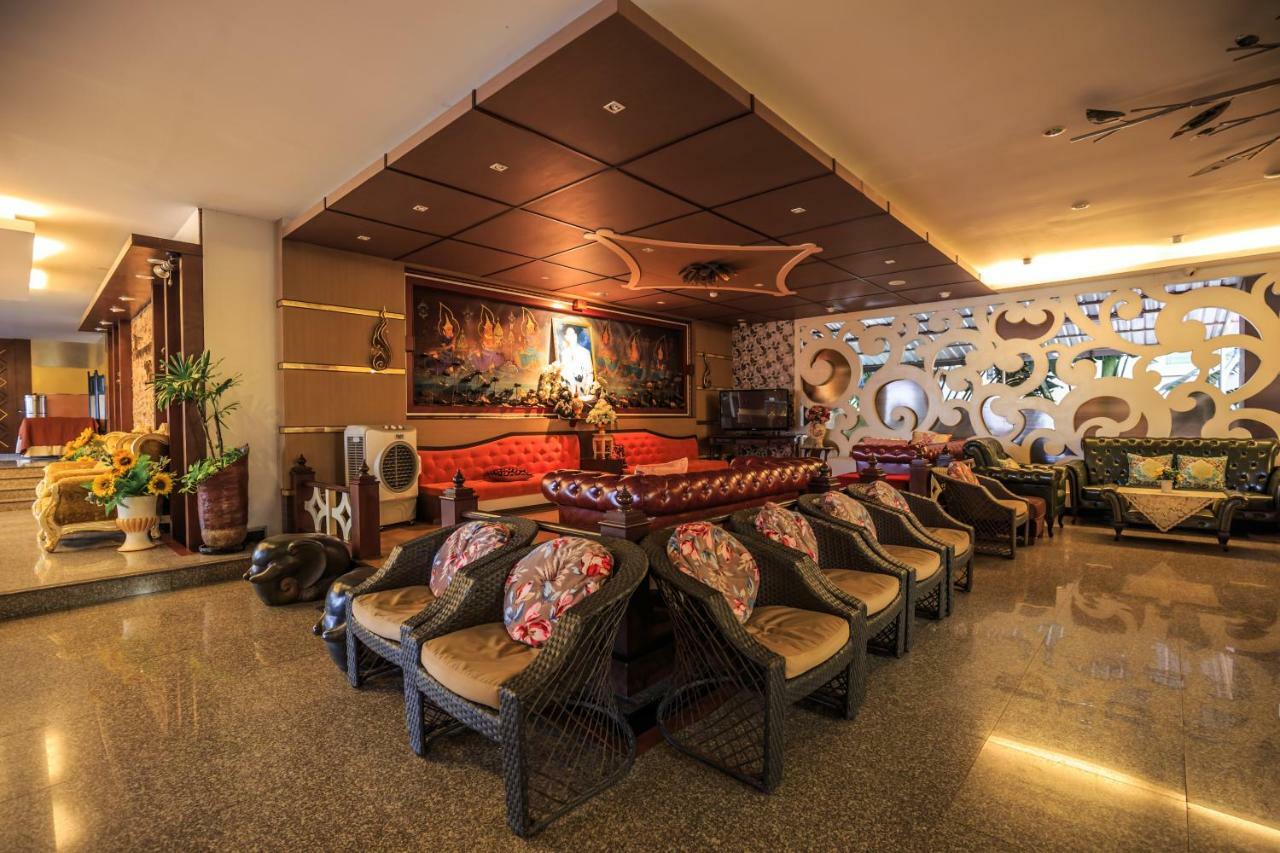 Kwan Ruen Park Hotel Nakhon Ratchasima Exterior photo
