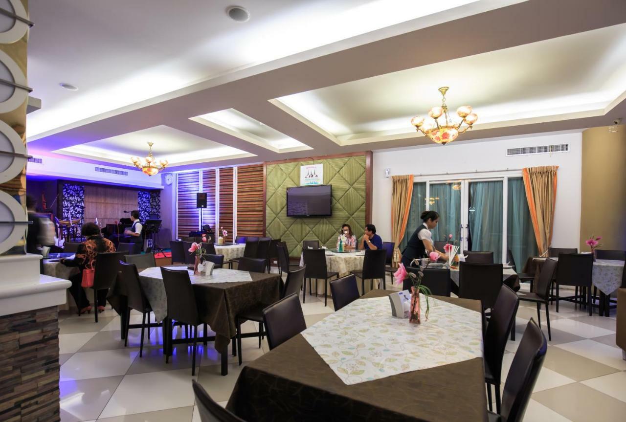 Kwan Ruen Park Hotel Nakhon Ratchasima Exterior photo